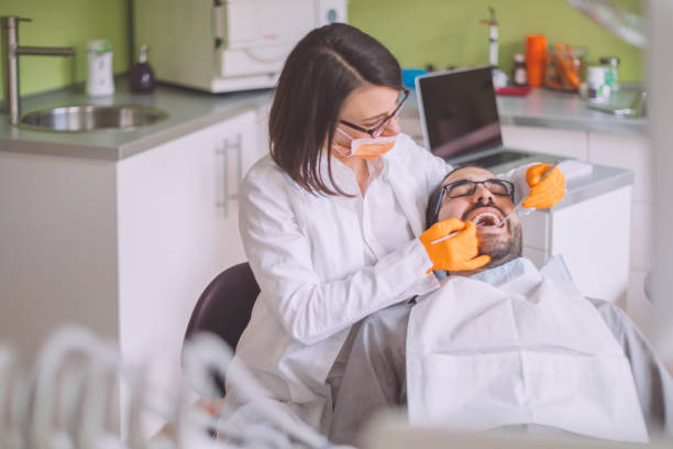 Best Emergency Dentist for Knocked-Out Tooth in Napervle, IL